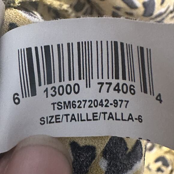 BCBGeneration Women 6 Dress Mini Halter Faux Wrap Cheetah Yellow - Picture 11 of 15